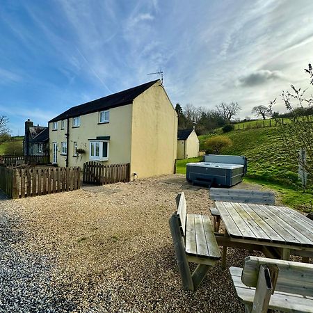 Meadowsweet Cottage Jacuzzi Edition Saundersfoot Exterior foto